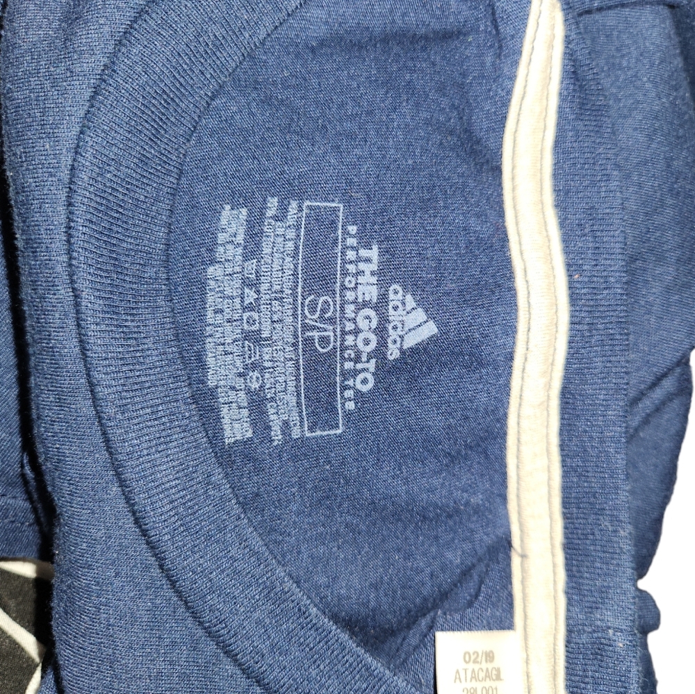 Adidas, women's Navy blue adidas tee shirt, short sleeves, round neck, Sz S/P - Picture 5 of 5